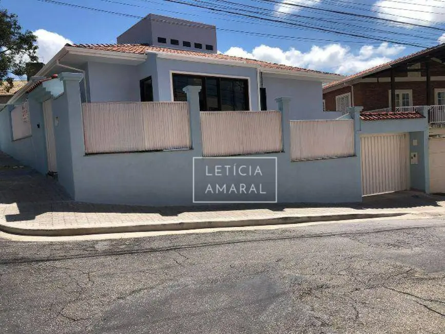 Foto 4 de Casa com 3 quartos à venda, 297m2 em Santa Dorotéia, Pouso Alegre - MG