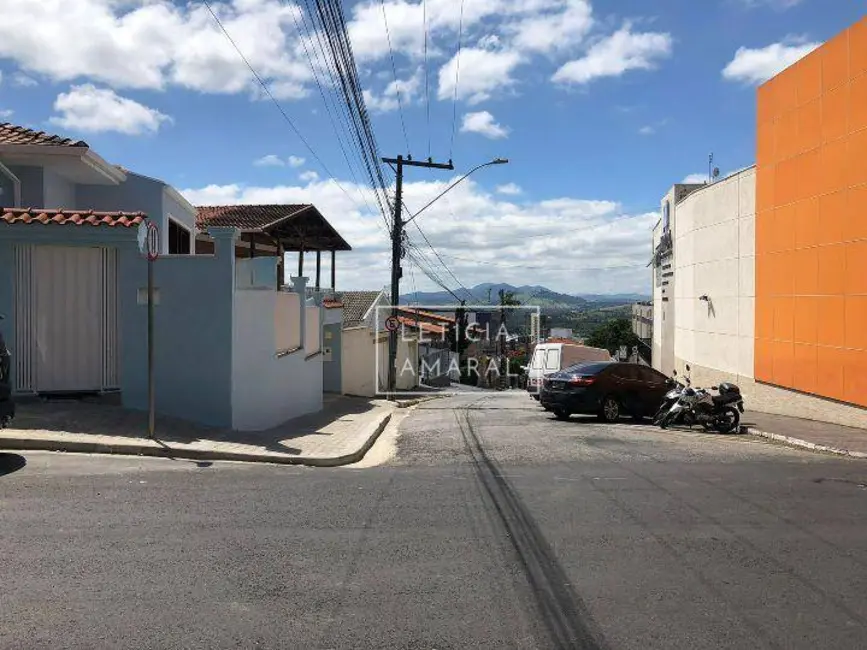 Foto 5 de Casa com 3 quartos à venda, 297m2 em Santa Dorotéia, Pouso Alegre - MG