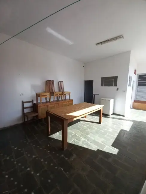 Foto 4 de Casa com 3 quartos à venda, 582m2 em Jardim Noronha, Pouso Alegre - MG