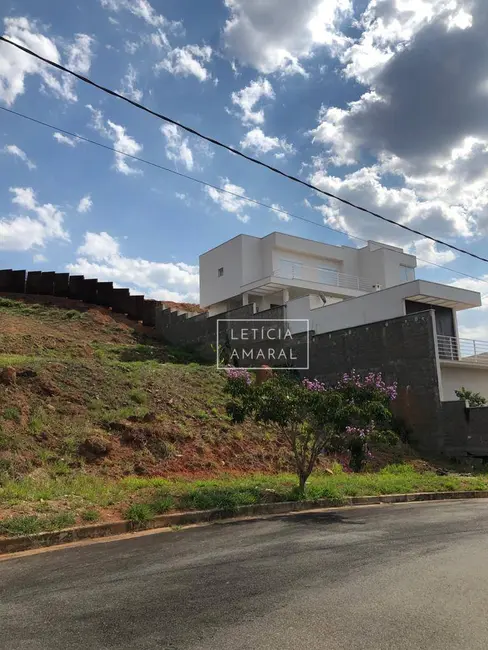 Foto 1 de Terreno / Lote à venda, 415m2 em Alto Ibirá, Pouso Alegre - MG