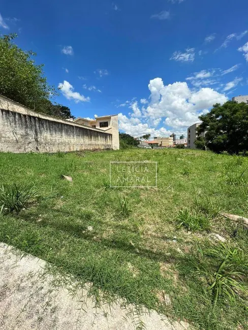 Foto 2 de Terreno / Lote à venda, 510m2 em Pouso Alegre - MG