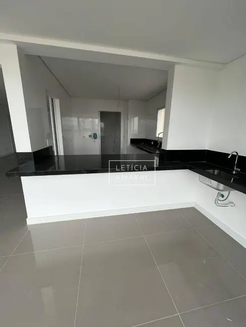 Apartamento com 3 quartos à venda, 120m2 em Pouso Alegre - MG - imagem 5 Foto 5 de Apartamento com 3 quartos à venda, 120m2 em Pouso Alegre - MG
