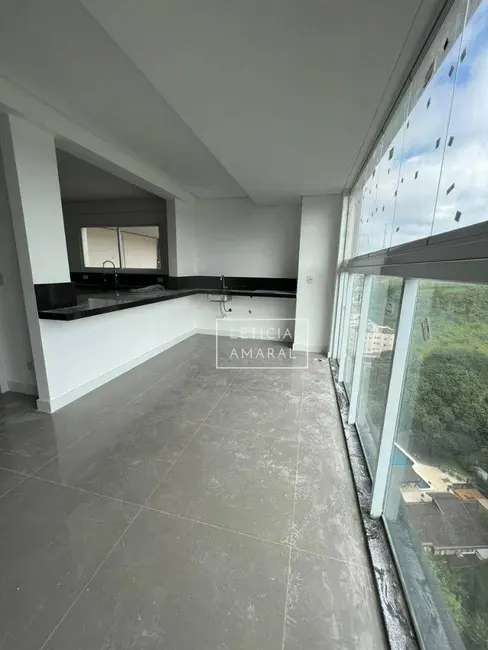 Apartamento com 3 quartos à venda, 125m2 em Santo Ivo, Pouso Alegre - MG - imagem 4 Foto 4 de Apartamento com 3 quartos à venda, 125m2 em Santo Ivo, Pouso Alegre - MG