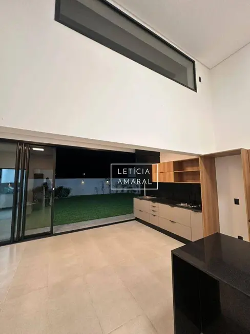 Foto 3 de Casa com 3 quartos à venda, 480m2 em Residencial Astúrias, Pouso Alegre - MG