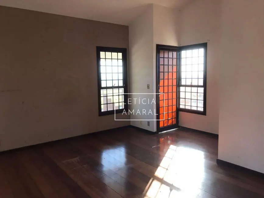Foto 1 de Casa com 3 quartos à venda, 1020m2 em Condomínio Residencial Aline, Pouso Alegre - MG