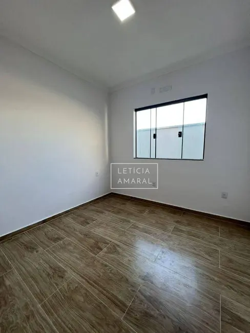Casa com 3 quartos à venda, 300m2 em Pousada do Sol, Pouso Alegre - MG - imagem 6 Foto 6 de Casa com 3 quartos à venda, 300m2 em Pousada do Sol, Pouso Alegre - MG