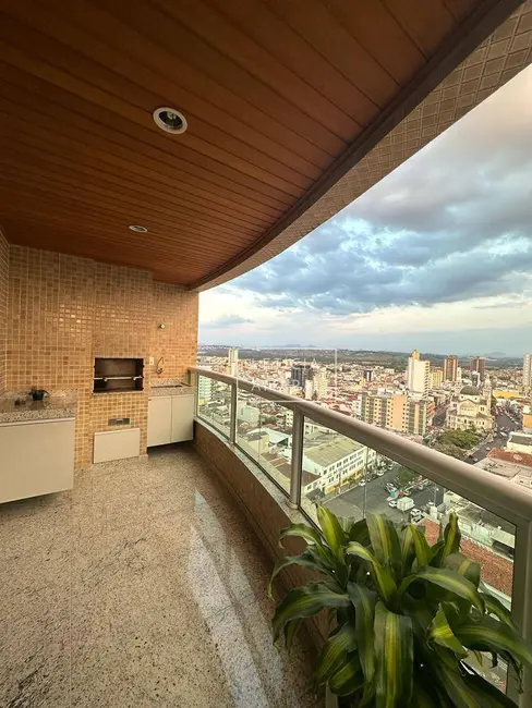 Foto 1 de Apartamento com 3 quartos à venda, 120m2 em Centro, Pouso Alegre - MG