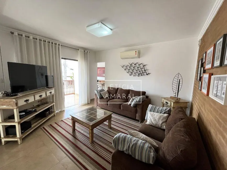 Foto 2 de Casa com 4 quartos à venda, 349m2 em Pousada dos Campos III, Pouso Alegre - MG