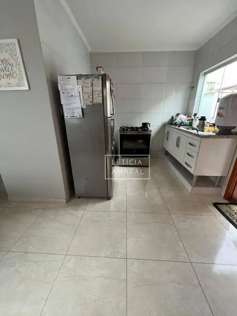 Foto 6 de Casa com 3 quartos à venda, 240m2 em Pouso Alegre - MG