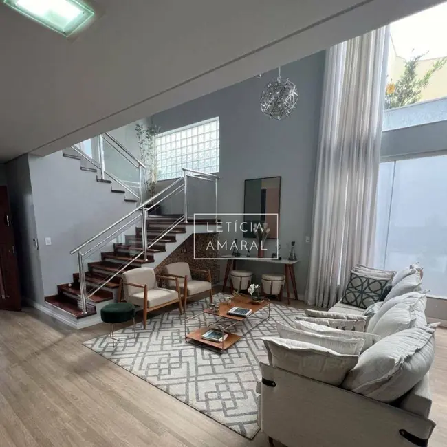 Foto 6 de Casa com 4 quartos à venda, 485m2 em Fátima I, Pouso Alegre - MG