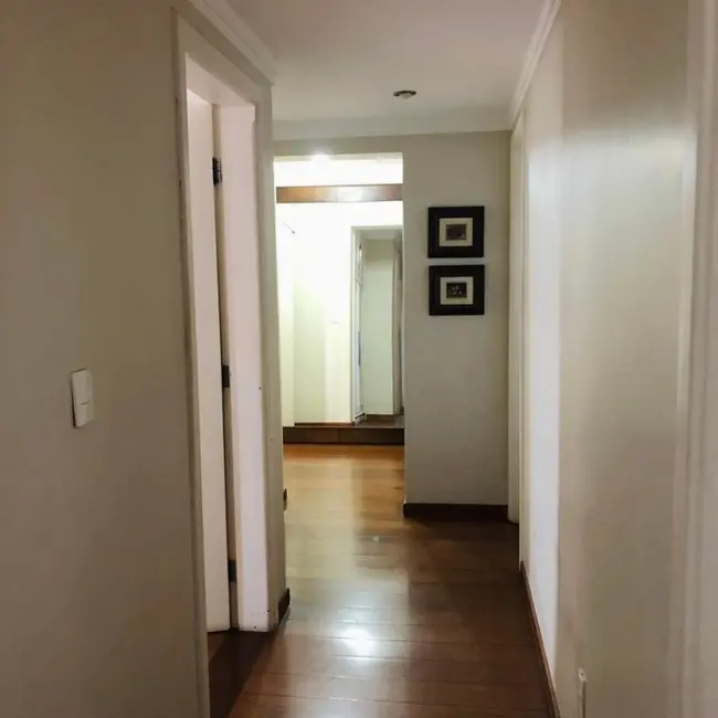 Apartamento com 4 quartos à venda, 200m2 em Centro, Pouso Alegre - MG - imagem 8 Foto 8 de Apartamento com 4 quartos à venda, 200m2 em Centro, Pouso Alegre - MG