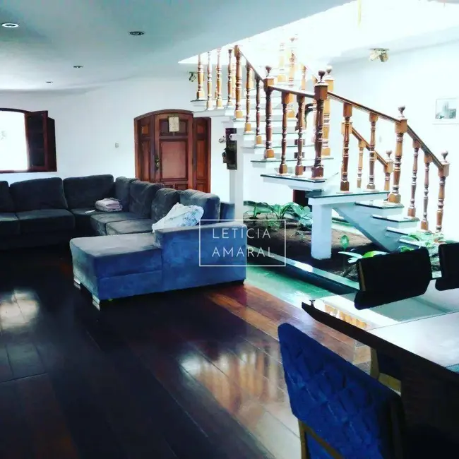 Foto 3 de Casa com 4 quartos à venda, 450m2 em Fátima I, Pouso Alegre - MG