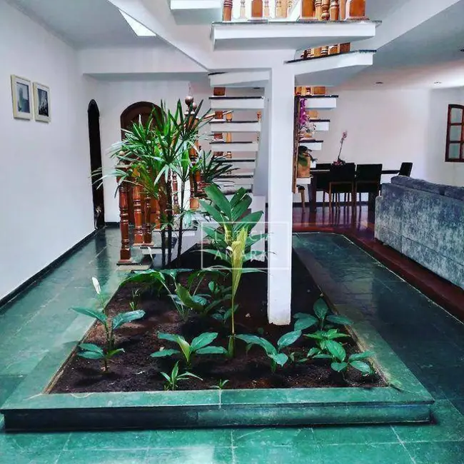 Foto 2 de Casa com 4 quartos à venda, 450m2 em Fátima I, Pouso Alegre - MG