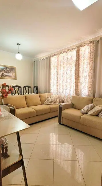 Foto 2 de Apartamento com 3 quartos à venda, 134m2 em Centro, Pouso Alegre - MG