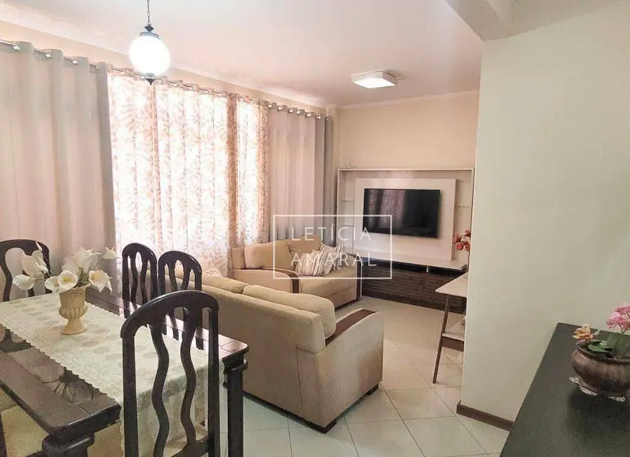 Apartamento com 3 quartos à venda, 134m2 em Centro, Pouso Alegre - MG - imagem 4 Foto 4 de Apartamento com 3 quartos à venda, 134m2 em Centro, Pouso Alegre - MG