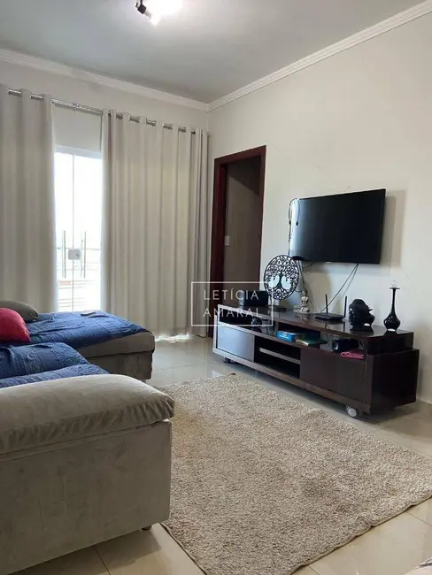 Foto 5 de Casa com 5 quartos à venda, 300m2 em Residencial Santa Rita, Pouso Alegre - MG