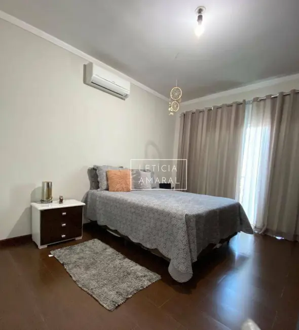 Foto 8 de Casa com 5 quartos à venda, 300m2 em Residencial Santa Rita, Pouso Alegre - MG