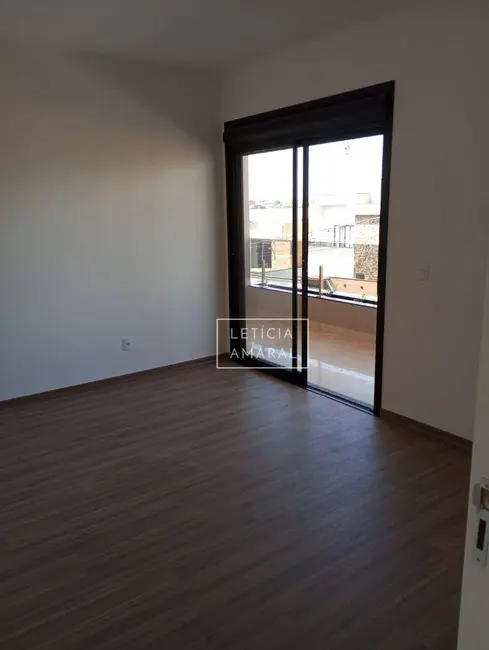 Foto 6 de Casa com 3 quartos à venda, 338m2 em Pouso Alegre - MG