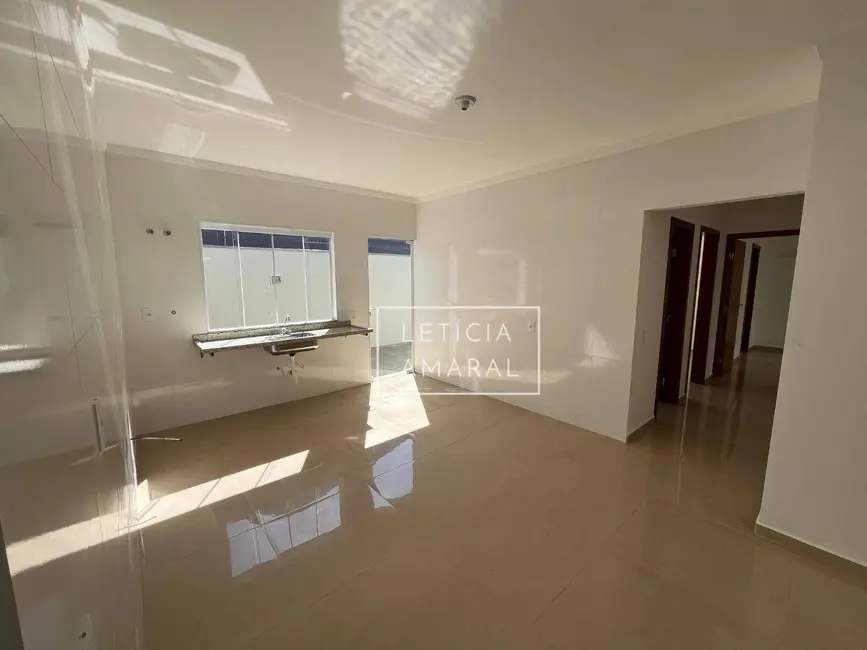 Foto 3 de Casa com 3 quartos à venda, 300m2 em Residencial Serra Morena, Pouso Alegre - MG