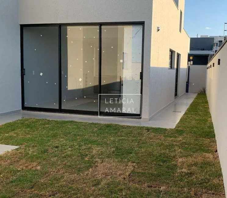 Foto 6 de Casa com 3 quartos à venda, 300m2 em Pouso Alegre - MG