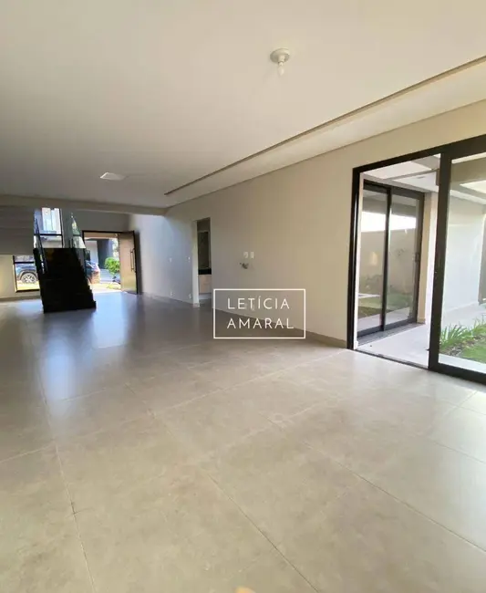 Foto 8 de Casa de Condomínio com 4 quartos à venda, 300m2 em Pouso Alegre - MG