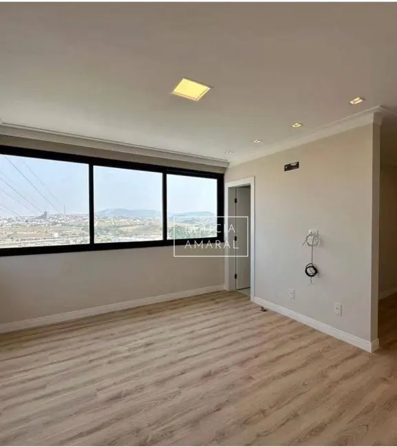 Casa com 4 quartos à venda, 450m2 em Pousada dos Campos II, Pouso Alegre - MG - imagem 8 Foto 8 de Casa com 4 quartos à venda, 450m2 em Pousada dos Campos II, Pouso Alegre - MG