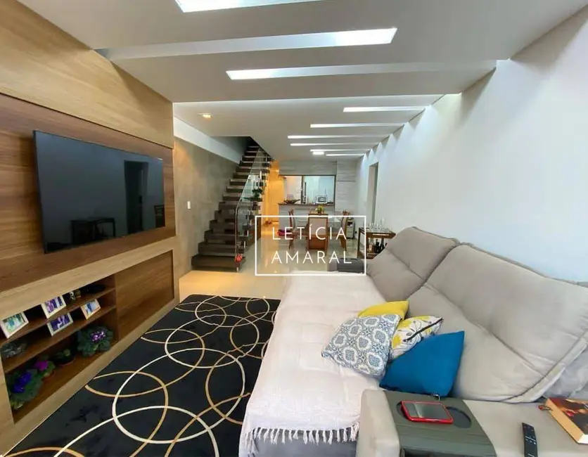 Foto 4 de Apartamento com 4 quartos à venda, 186m2 em Santo Ivo, Pouso Alegre - MG