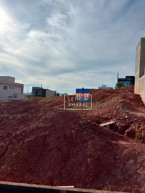 Terreno / Lote à venda, 300m2 em Pouso Alegre - MG - imagem 3 Foto 3 de Terreno / Lote à venda, 300m2 em Pouso Alegre - MG