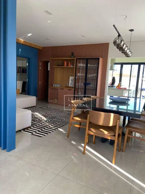 Casa de Condomínio com 4 quartos à venda, 300m2 em Pouso Alegre - MG - imagem 4 Foto 4 de Casa de Condomínio com 4 quartos à venda, 300m2 em Pouso Alegre - MG