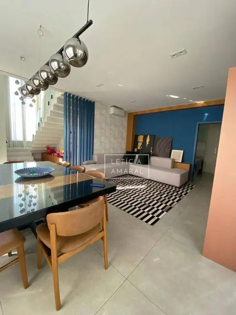 Foto 2 de Casa de Condomínio com 4 quartos à venda, 300m2 em Pouso Alegre - MG