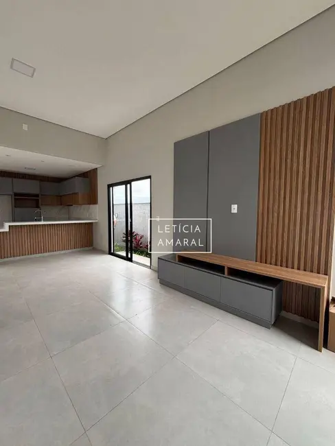 Casa de Condomínio com 3 quartos à venda, 300m2 em Pouso Alegre - MG - imagem 2 Foto 2 de Casa de Condomínio com 3 quartos à venda, 300m2 em Pouso Alegre - MG