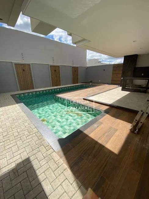 Foto 4 de Casa com 4 quartos à venda, 360m2 em Pousada dos Campos II, Pouso Alegre - MG