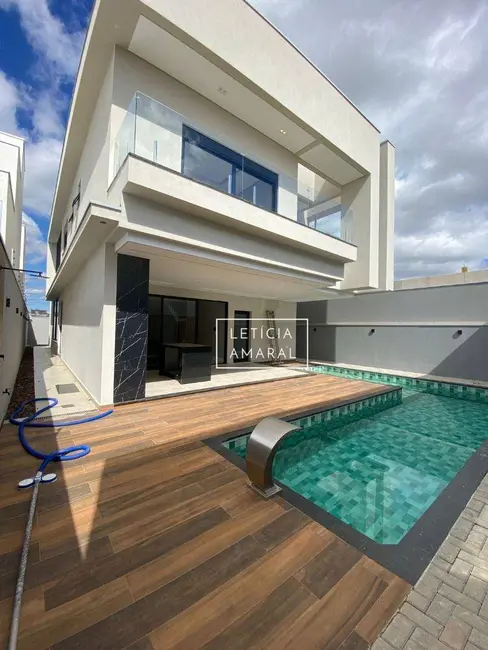 Foto 2 de Casa com 4 quartos à venda, 360m2 em São Joaquim, Pouso Alegre - MG