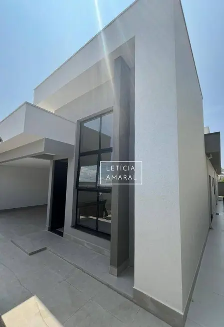 Foto 1 de Casa com 3 quartos à venda, 300m2 em Jardim Floresta, Pouso Alegre - MG