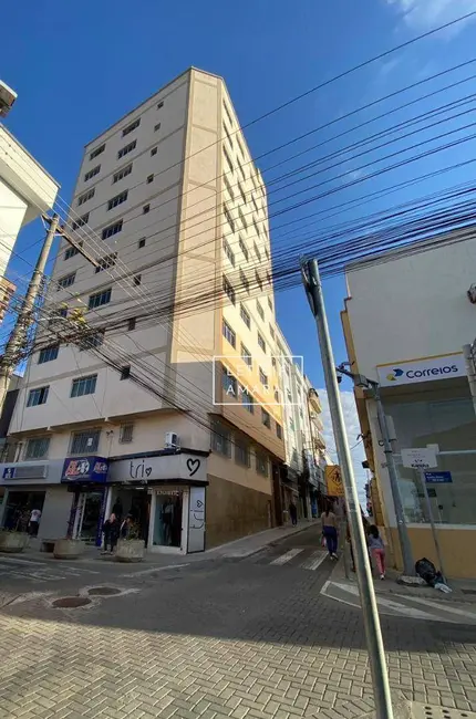 Apartamento com 3 quartos à venda, 120m2 em Centro, Pouso Alegre - MG - imagem 1 Foto 1 de Apartamento com 3 quartos à venda, 120m2 em Centro, Pouso Alegre - MG