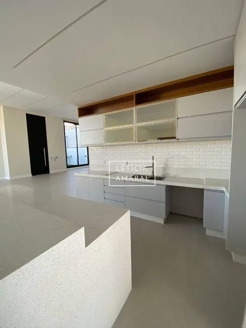 Foto 5 de Casa com 3 quartos à venda, 400m2 em Pouso Alegre - MG