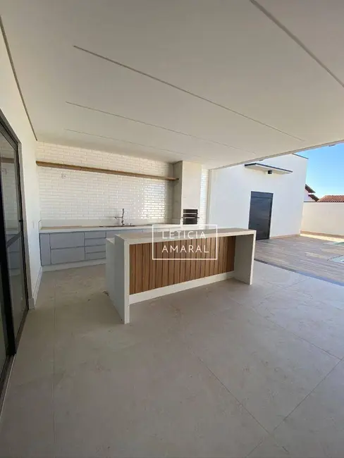 Foto 9 de Casa com 3 quartos à venda, 400m2 em Pouso Alegre - MG