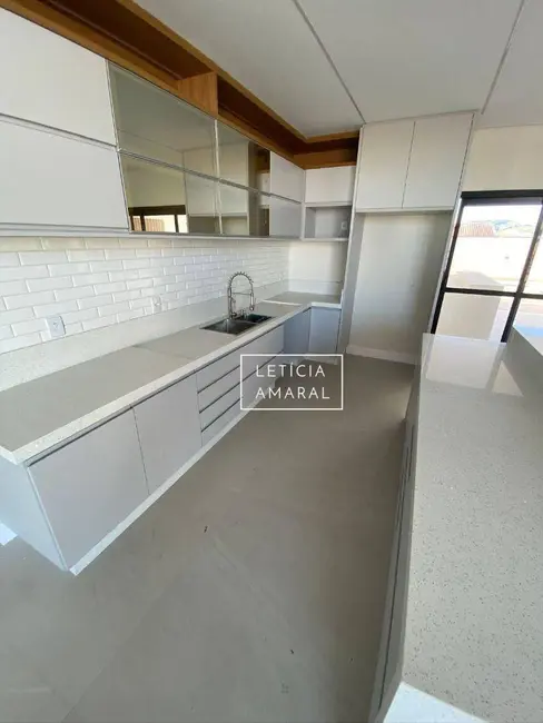 Foto 7 de Casa com 3 quartos à venda, 400m2 em Pouso Alegre - MG