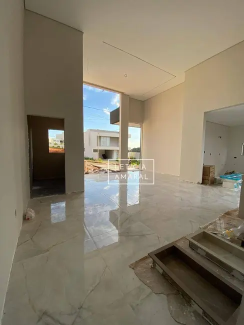 Casa de Condomínio com 3 quartos à venda, 300m2 em Pouso Alegre - MG - imagem 8 Foto 8 de Casa de Condomínio com 3 quartos à venda, 300m2 em Pouso Alegre - MG