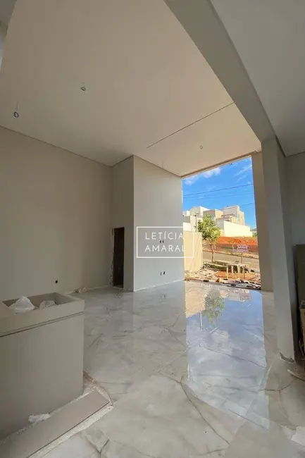 Casa de Condomínio com 3 quartos à venda, 300m2 em Pouso Alegre - MG - imagem 9 Foto 9 de Casa de Condomínio com 3 quartos à venda, 300m2 em Pouso Alegre - MG