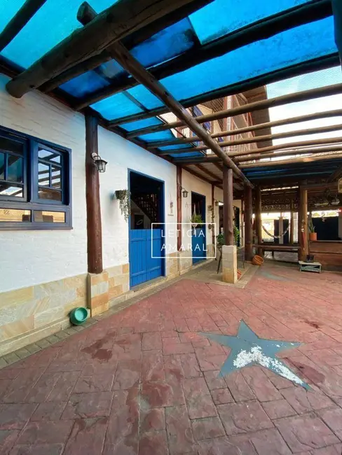 Casa com 1 quarto à venda, 344m2 em Pouso Alegre - MG - imagem 9 Foto 9 de Casa com 1 quarto à venda, 344m2 em Pouso Alegre - MG
