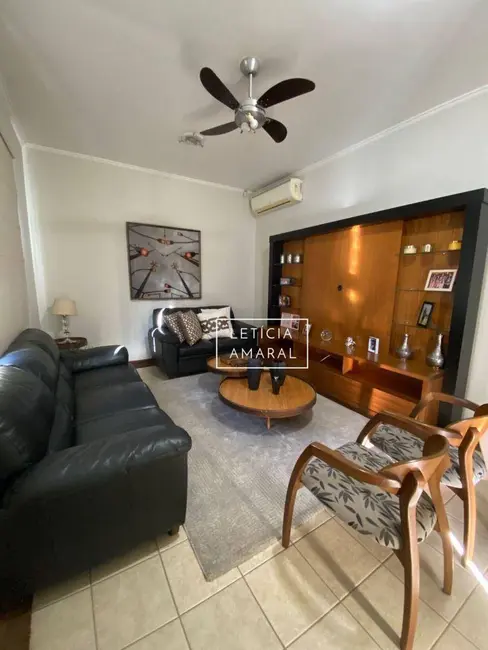 Casa com 3 quartos à venda, 450m2 em Pouso Alegre - MG - imagem 3 Foto 3 de Casa com 3 quartos à venda, 450m2 em Pouso Alegre - MG