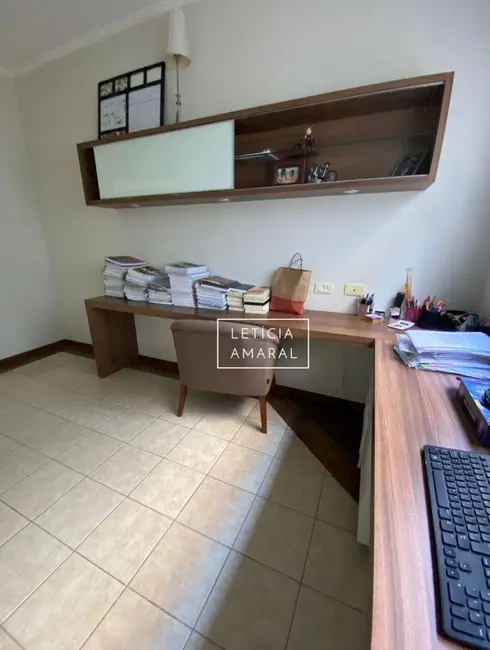 Casa com 3 quartos à venda, 450m2 em Pouso Alegre - MG - imagem 7 Foto 7 de Casa com 3 quartos à venda, 450m2 em Pouso Alegre - MG