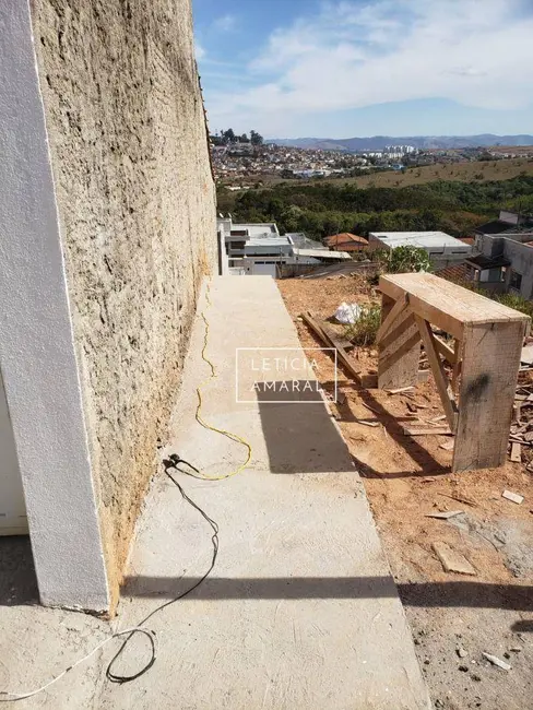 Terreno / Lote à venda, 300m2 em Colinas de Santa Bárbara, Pouso Alegre - MG - imagem 3 Foto 3 de Terreno / Lote à venda, 300m2 em Colinas de Santa Bárbara, Pouso Alegre - MG