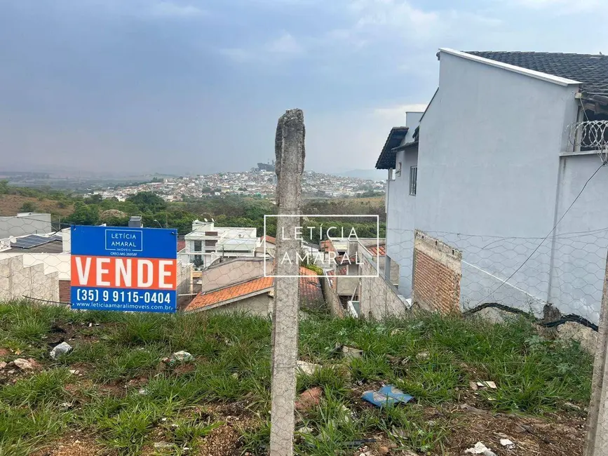 Terreno / Lote à venda, 300m2 em Colinas de Santa Bárbara, Pouso Alegre - MG - imagem 8 Foto 8 de Terreno / Lote à venda, 300m2 em Colinas de Santa Bárbara, Pouso Alegre - MG