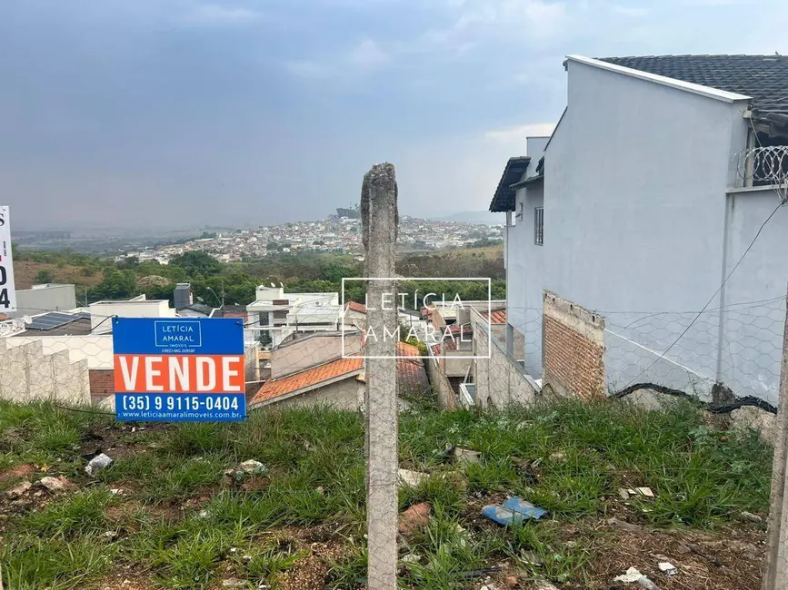 Terreno / Lote à venda, 300m2 em Colinas de Santa Bárbara, Pouso Alegre - MG - imagem 4 Foto 4 de Terreno / Lote à venda, 300m2 em Colinas de Santa Bárbara, Pouso Alegre - MG