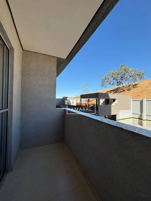 Foto 4 de Apartamento com 2 quartos à venda, 70m2 em Pouso Alegre - MG