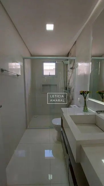 Casa de Condomínio com 3 quartos à venda, 300m2 em Residencial Parque dos Fontes, Pouso Alegre - MG - imagem 9 Foto 9 de Casa de Condomínio com 3 quartos à venda, 300m2 em Residencial Parque dos Fontes, Pouso Alegre - MG