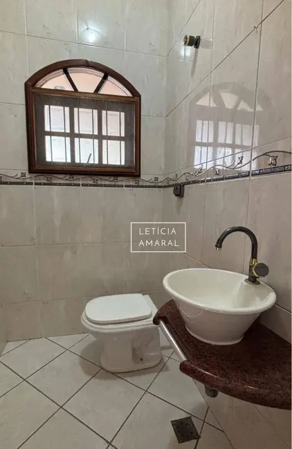 Foto 7 de Casa com 4 quartos à venda, 255m2 em Pouso Alegre - MG