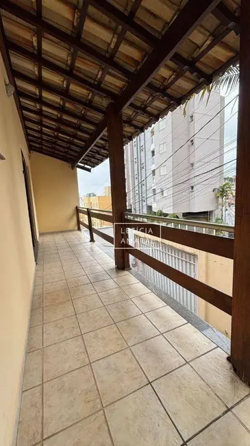 Foto 5 de Casa com 4 quartos à venda, 255m2 em Pouso Alegre - MG